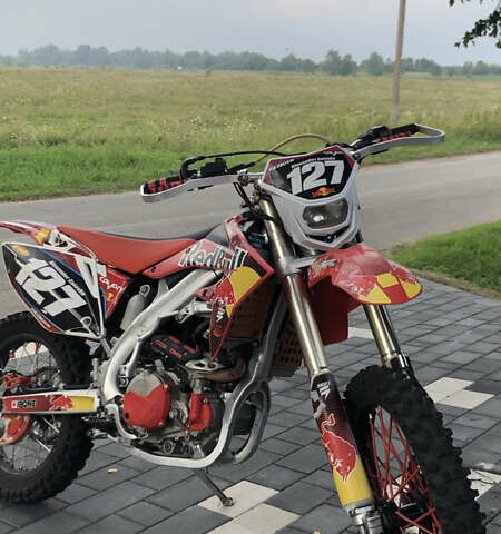 Геон Дакар, объемом двигателя 0.25 л и пробегом 5 тыс. км за 1850 $, фото 1 на Automoto.ua