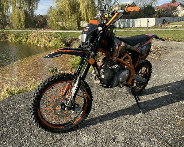 Геон КС-Райд 2024 у Тысменице на Automoto.ua Чорний Геон КС-Райд, об'ємом двигуна 0.13 л та пробігом 5 тис. км за 1100 $, фото 1 на Automoto.ua