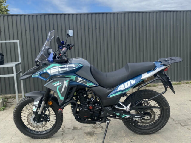 Синий Геон ADV, объемом двигателя 0.3 л и пробегом 5 тыс. км за 2050 $, фото 1 на Automoto.ua