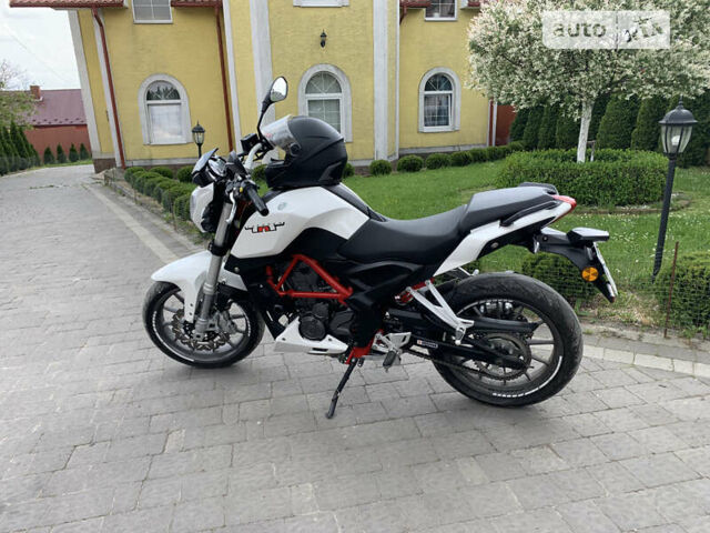 Белый Геон Benelli TNT250, объемом двигателя 0.25 л и пробегом 18 тыс. км за 2500 $, фото 1 на Automoto.ua