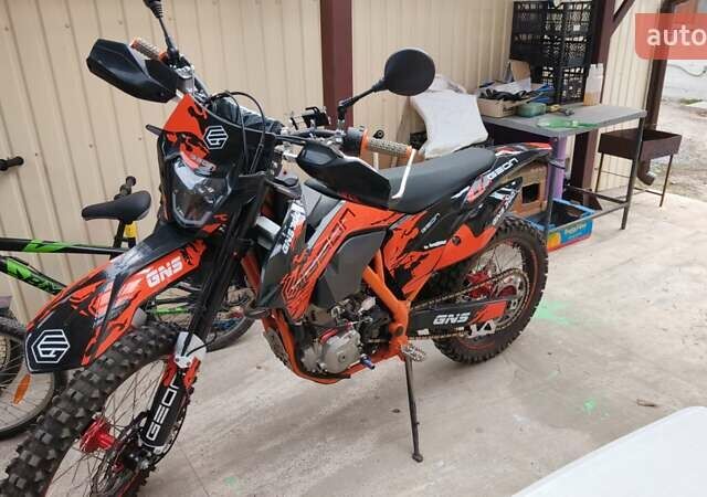 Черный Геон Dakar GNS 300R, объемом двигателя 0.3 л и пробегом 2 тыс. км за 2800 $, фото 1 на Automoto.ua