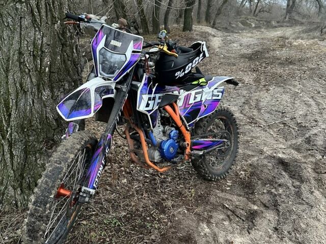 Геон Інша, об'ємом двигуна 0.3 л та пробігом 0 тис. км за 1500 $, фото 1 на Automoto.ua