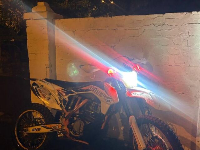 Геон Інша, об'ємом двигуна 0.3 л та пробігом 0 тис. км за 1950 $, фото 1 на Automoto.ua