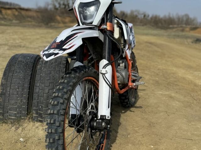Геон Інша, об'ємом двигуна 0.25 л та пробігом 0 тис. км за 1400 $, фото 1 на Automoto.ua