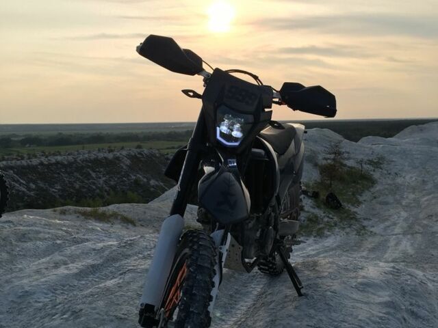 Геон Інша, об'ємом двигуна 0.3 л та пробігом 0 тис. км за 2000 $, фото 1 на Automoto.ua