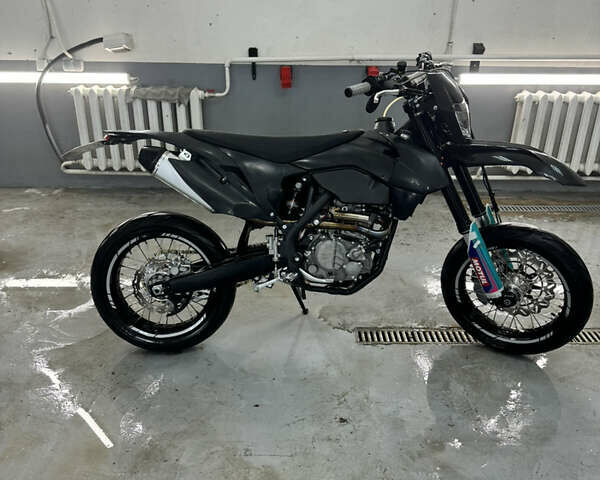 Черный Геон GNS 300 NB Motard, объемом двигателя 0.3 л и пробегом 3 тыс. км за 2350 $, фото 1 на Automoto.ua