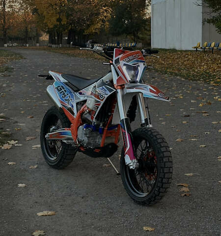 Белый Геон GNX 300 NB Motard, объемом двигателя 0.28 л и пробегом 3 тыс. км за 2850 $, фото 1 на Automoto.ua