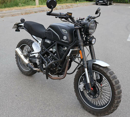 Черный Геон Scrambler, объемом двигателя 0.25 л и пробегом 2 тыс. км за 1980 $, фото 1 на Automoto.ua