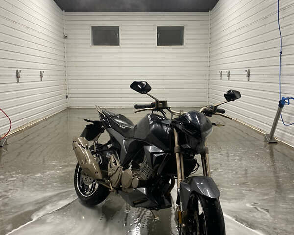 Геон Stinger, объемом двигателя 0 л и пробегом 8 тыс. км за 2000 $, фото 1 на Automoto.ua