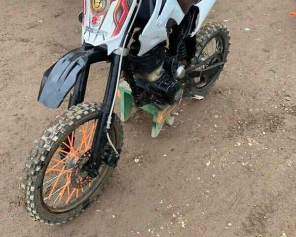 Чорний Геон Terra-X 250 Road, об'ємом двигуна 1.5 л та пробігом 200 тис. км за 350 $, фото 1 на Automoto.ua