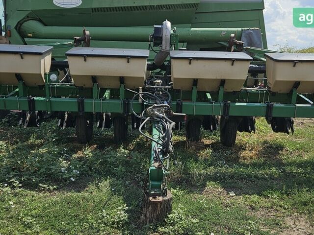 Грейт Плейнс YP 825, объемом двигателя 0 л и пробегом 0 тыс. км за 33000 $, фото 1 на Automoto.ua