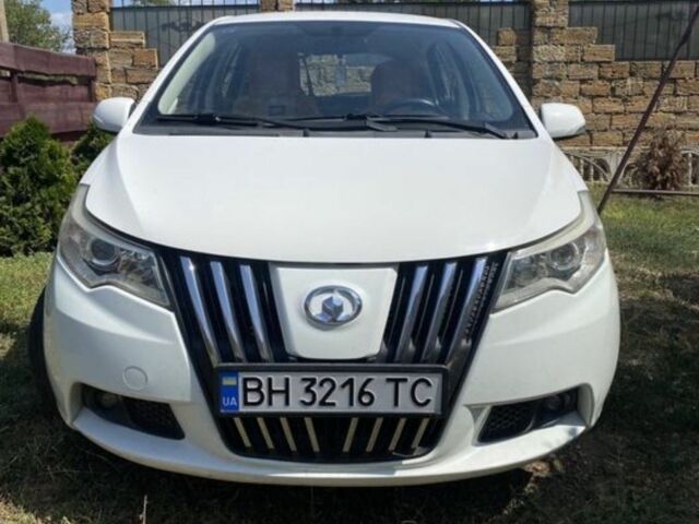 Белый Грейт Вол Волекс, объемом двигателя 1.3 л и пробегом 170 тыс. км за 5000 $, фото 1 на Automoto.ua