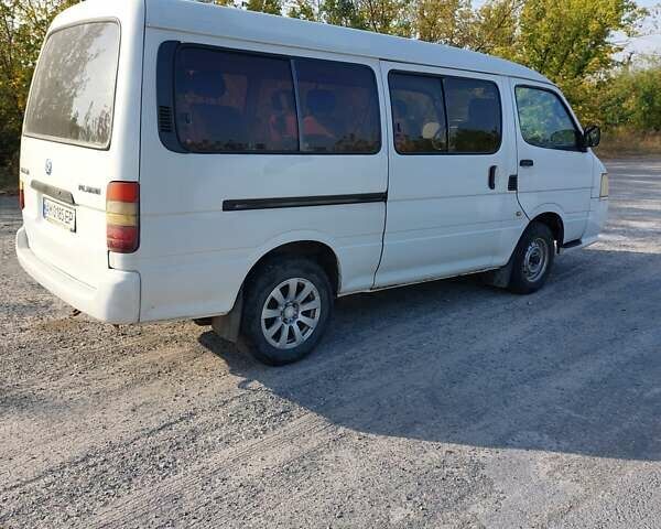 Белый Гроз Поларсан Экономик Ван, объемом двигателя 2.24 л и пробегом 190 тыс. км за 3600 $, фото 1 на Automoto.ua