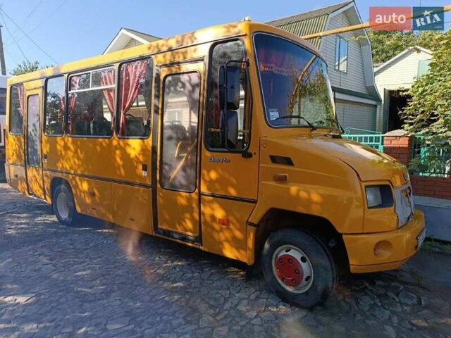 Желтый ХАЗ (Анторус) 3230 СКИФ, объемом двигателя 4.75 л и пробегом 100 тыс. км за 4100 $, фото 1 на Automoto.ua