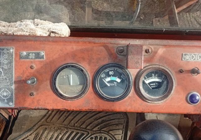 Червоний ХТЗ Т-16, об'ємом двигуна 0 л та пробігом 10 тис. км за 3800 $, фото 1 на Automoto.ua