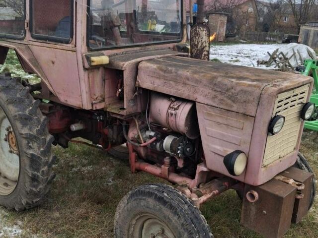Красный ХТЗ Т-25, объемом двигателя 2 л и пробегом 40 тыс. км за 2950 $, фото 1 на Automoto.ua