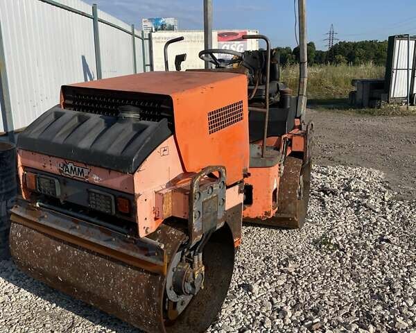 Оранжевый Хамм ХД 12, объемом двигателя 0 л и пробегом 300 тыс. км за 11190 $, фото 1 на Automoto.ua