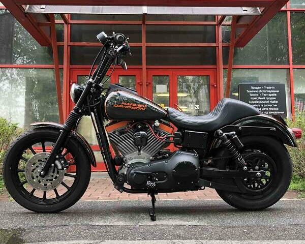 Харлей-Дэвидсон 1450 Dyna Super Glide, объемом двигателя 0 л и пробегом 40 тыс. км за 12200 $, фото 1 на Automoto.ua