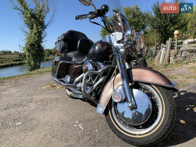 Коричневый Харлей-Дэвидсон 1450 Road Glide, объемом двигателя 1.45 л и пробегом 41 тыс. км за 8000 $, фото 1 на Automoto.ua