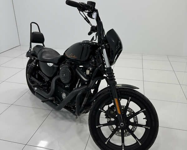 Чорний Харлей-Девідсон 883 Iron, об'ємом двигуна 0.88 л та пробігом 7 тис. км за 10700 $, фото 1 на Automoto.ua