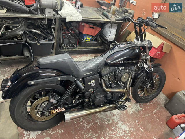 Черный Харлей-Дэвидсон Дюна Супер Глайд, объемом двигателя 1.45 л и пробегом 50 тыс. км за 10600 $, фото 1 на Automoto.ua