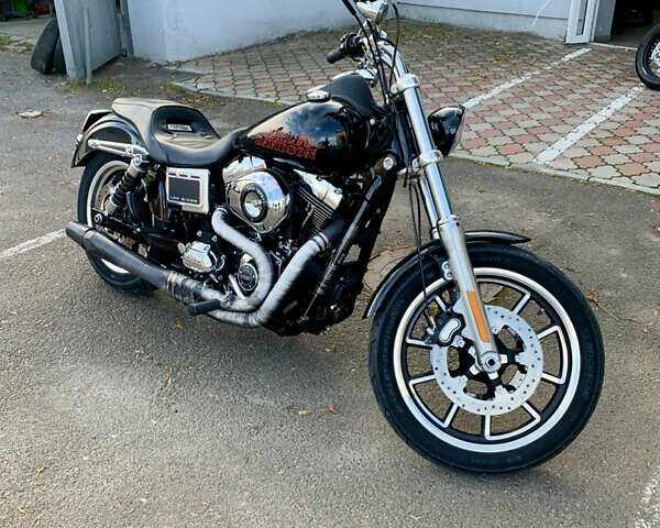 Чорний Харлей-Девідсон Діна, об'ємом двигуна 1.69 л та пробігом 17 тис. км за 13000 $, фото 1 на Automoto.ua