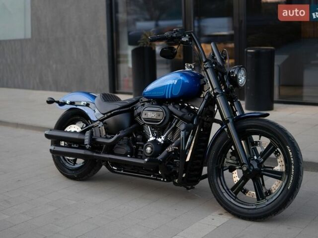 Синий Харлей-Дэвидсон Стрит Боб, объемом двигателя 1.87 л и пробегом 3 тыс. км за 21000 $, фото 1 на Automoto.ua