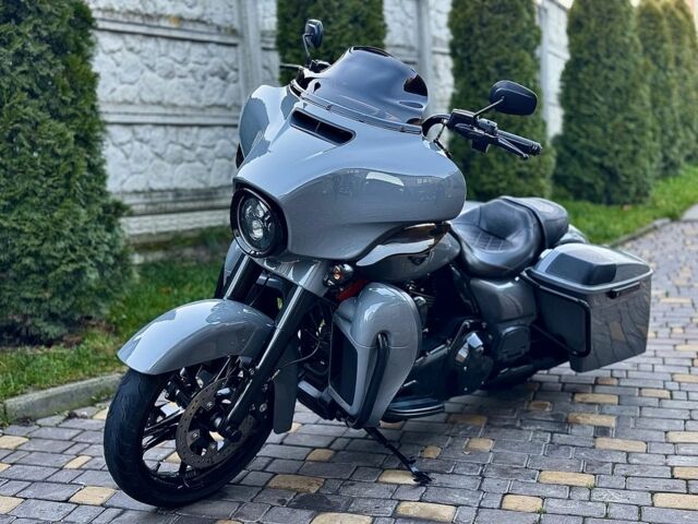 Харлей-Дэвидсон Стрит Глиде, объемом двигателя 1.7 л и пробегом 0 тыс. км за 16000 $, фото 1 на Automoto.ua