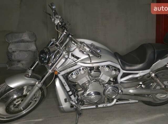 Сірий Харлей-Девідсон В-Род, об'ємом двигуна 1.13 л та пробігом 15 тис. км за 9999 $, фото 1 на Automoto.ua