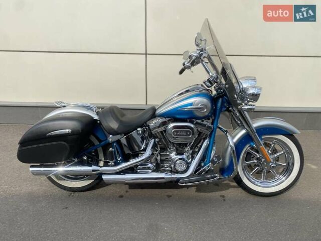 Харлей-Дэвидсон CVO Softail, объемом двигателя 1.8 л и пробегом 46 тыс. км за 15300 $, фото 1 на Automoto.ua
