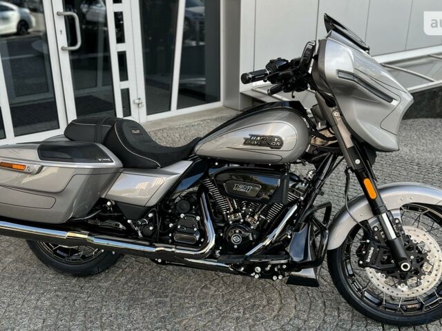 Харлей-Дэвидсон CVO Street Glide, объемом двигателя 1.92 л и пробегом 0 тыс. км за 54800 $, фото 1 на Automoto.ua