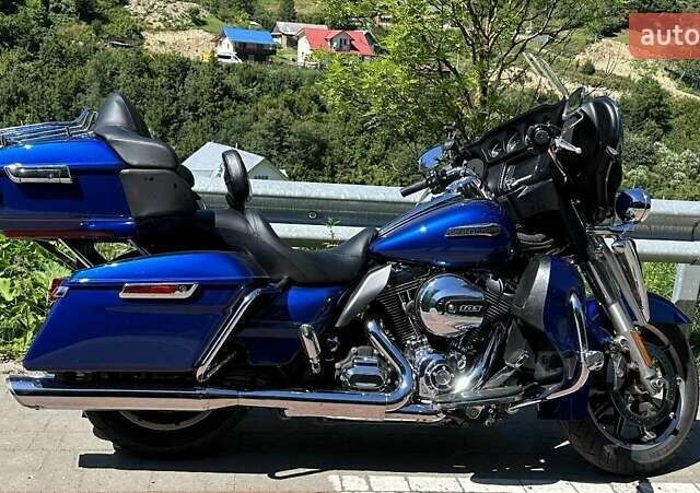 Синий Харлей-Дэвидсон FLHTCU Ultra Classic Electra Glide, объемом двигателя 1.69 л и пробегом 53 тыс. км за 16000 $, фото 1 на Automoto.ua