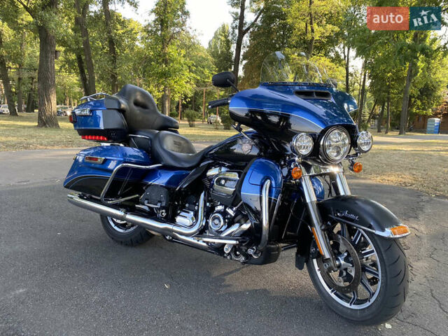 Синий Харлей-Дэвидсон FLHTCU Ultra Classic Electra Glide, объемом двигателя 1.8 л и пробегом 29 тыс. км за 18900 $, фото 1 на Automoto.ua