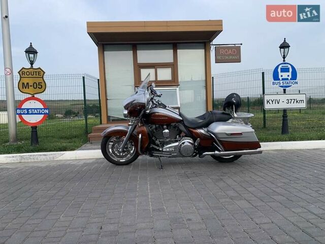 Серый Харлей-Дэвидсон FLHTK Electra Glide Ultra Limited, объемом двигателя 1.8 л и пробегом 50 тыс. км за 15000 $, фото 1 на Automoto.ua