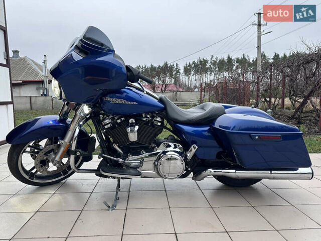 Харлей-Дэвидсон FLHX Street Glide, объемом двигателя 1.7 л и пробегом 42 тыс. км за 14500 $, фото 1 на Automoto.ua