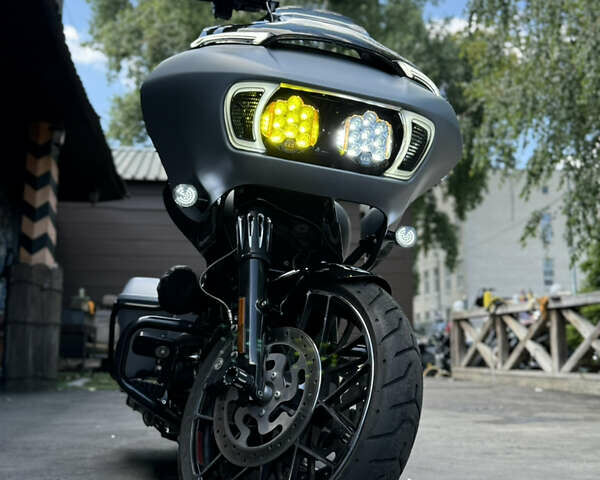 Серый Харлей-Дэвидсон FLTRXS, объемом двигателя 1.8 л и пробегом 37 тыс. км за 26000 $, фото 1 на Automoto.ua