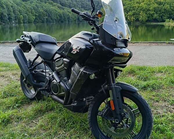 Черный Харлей-Дэвидсон Pan America 1250, объемом двигателя 1.25 л и пробегом 18 тыс. км за 14000 $, фото 1 на Automoto.ua