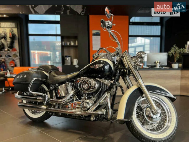 Белый Харлей-Дэвидсон Softail Deluxe, объемом двигателя 1.69 л и пробегом 23 тыс. км за 18000 $, фото 1 на Automoto.ua