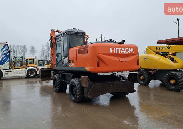 Хитачи ZX 210LC-5B, объемом двигателя 0 л и пробегом 9 тыс. км за 60773 $, фото 1 на Automoto.ua