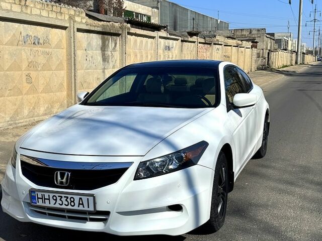 Білий Хонда Аккорд, об'ємом двигуна 2.4 л та пробігом 190 тис. км за 8800 $, фото 1 на Automoto.ua