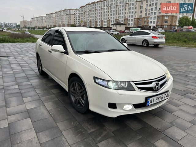 Білий Хонда Аккорд, об'ємом двигуна 2 л та пробігом 261 тис. км за 7399 $, фото 1 на Automoto.ua