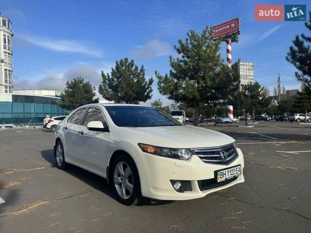 Білий Хонда Аккорд, об'ємом двигуна 2 л та пробігом 192 тис. км за 8900 $, фото 1 на Automoto.ua