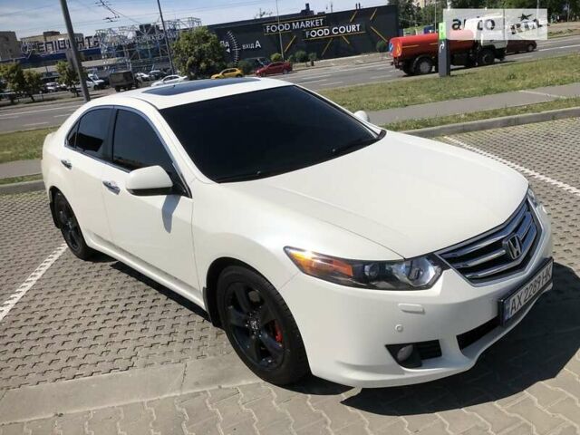 Білий Хонда Аккорд, об'ємом двигуна 2.4 л та пробігом 180 тис. км за 12200 $, фото 1 на Automoto.ua