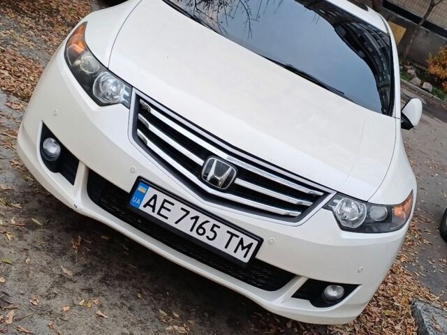 Білий Хонда Аккорд, об'ємом двигуна 2.4 л та пробігом 223 тис. км за 9300 $, фото 1 на Automoto.ua