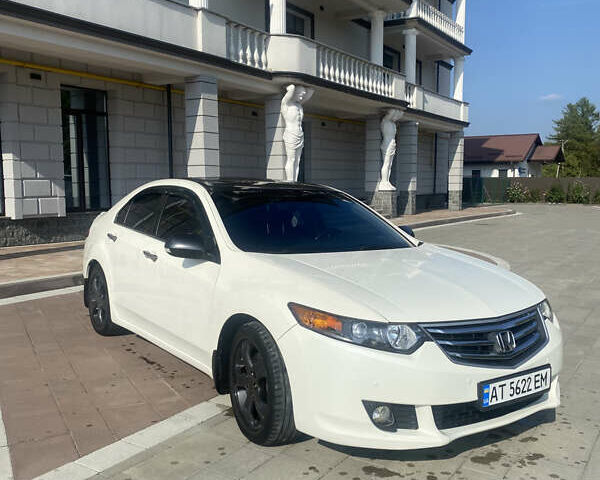 Белый Хонда Аккорд, объемом двигателя 2.35 л и пробегом 210 тыс. км за 10300 $, фото 1 на Automoto.ua
