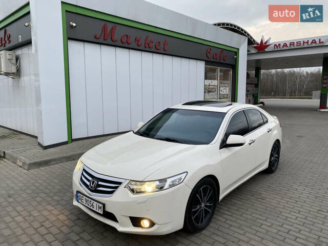 Білий Хонда Аккорд, об'ємом двигуна 2.35 л та пробігом 179 тис. км за 10500 $, фото 1 на Automoto.ua