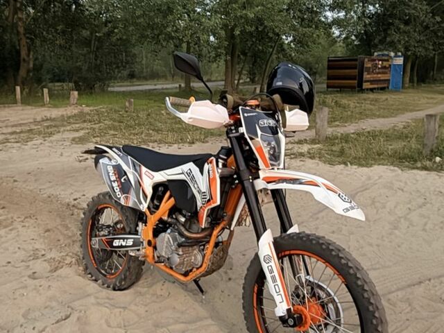 Белый Хонда Аккорд, объемом двигателя 2 л и пробегом 175 тыс. км за 10750 $, фото 1 на Automoto.ua