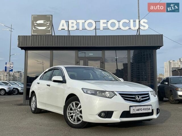 Белый Хонда Аккорд, объемом двигателя 2 л и пробегом 166 тыс. км за 11490 $, фото 1 на Automoto.ua