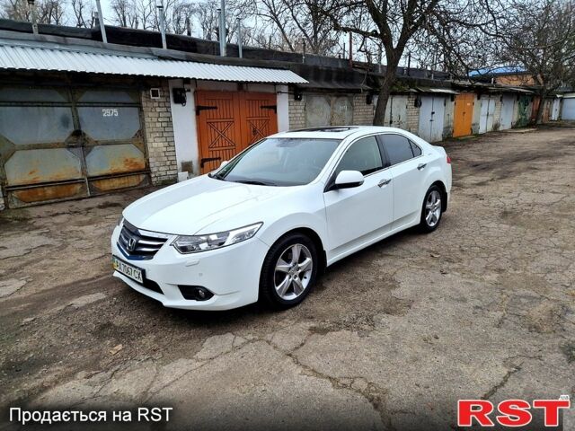 Белый Хонда Аккорд, объемом двигателя 2 л и пробегом 198 тыс. км за 10950 $, фото 1 на Automoto.ua