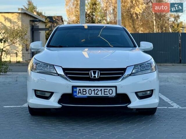 Білий Хонда Аккорд, об'ємом двигуна 2.35 л та пробігом 135 тис. км за 15300 $, фото 1 на Automoto.ua